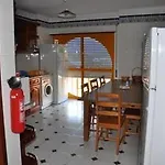 Guest house Pksc - Surfers House 3*