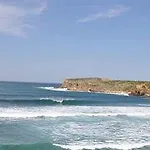 Guest house Pksc - Surfers House 3*