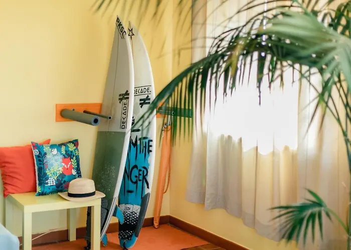 Πανσιόν Pksc - Surfers House Peniche