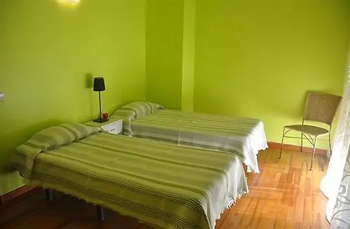 Πανσιόν Pksc - Surfers House