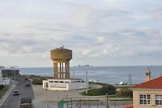 Pksc - Surfers House 페니케