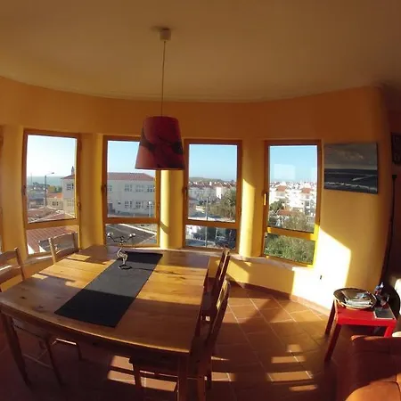 Penzion Pksc - Surfers House Peniche