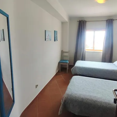 Pksc - Surfers House 3* Peniche