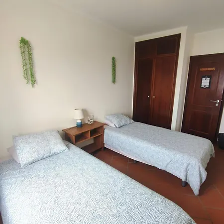Pksc - Surfers House Pensionat 3*