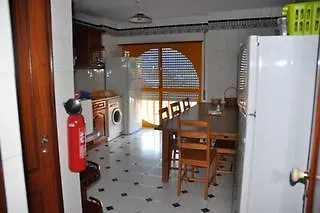 Pensionat Pksc - Surfers House 3*
