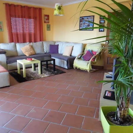 Pensionat Pksc - Surfers House 3*