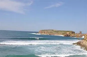 Pensionat Pksc - Surfers House 3*