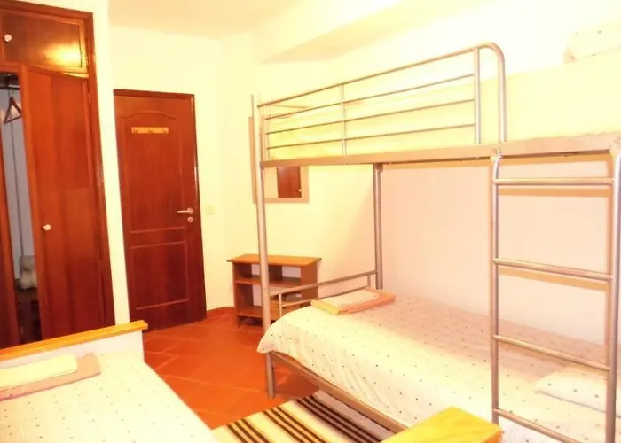 Pksc - Surfers House 3* Пениши