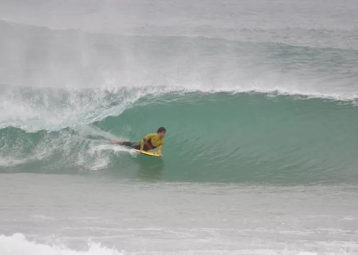 Pksc - Surfers House 3* Пениши